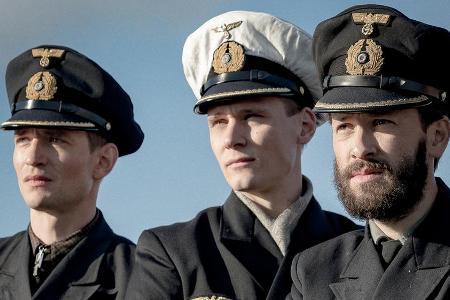 Sie steuern das Serien-U-Boot (v.l.): Oberleutnant zur See Tennstedt (August Wittgenstein), Kapitänleutnant Hoffmann (Rick O...