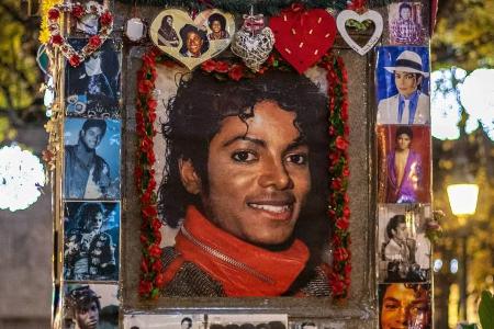 Das Michael-Jackson-Denkmal in München