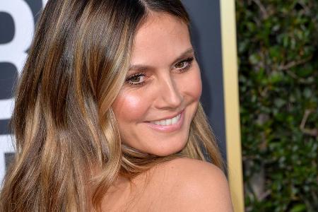 Heidi Klum betont immer wieder, wie sehr sie Hausmannskost liebt - auf die selbstgemachten Klöße ihrer Mutter Erna soll sic... Heidi Klum betont immer wieder, wie sehr sie Hausmannskost liebt - auf die selbstgemachten Klöße ihrer Mutter Erna soll sic...