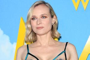 Herzzerreißend! Diane Kruger wollte Lagerfeld ihre Tochter vorstellen