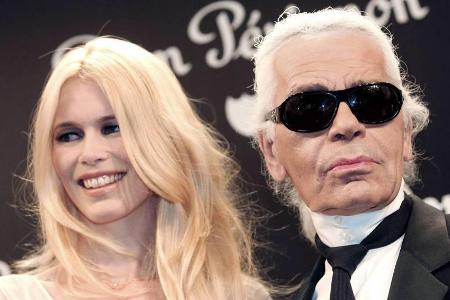 Claudia Schiffer ist dank Karl Lagerfeld zum Supermodel geworden