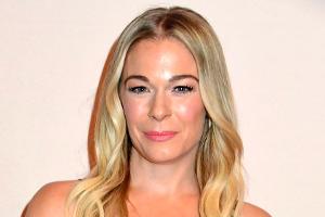 Schock für LeAnn Rimes: Sängerin trauert um ihr Hündchen