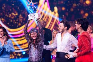 Sarah Lombardi: Endlich Erste bei "Dancing on Ice"