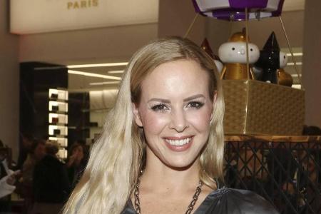Isabel Edvardsson meldet sich bei 