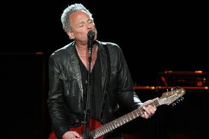 Fleetwood Mac: Lindsey Buckingham hat Probleme nach Herz-OP