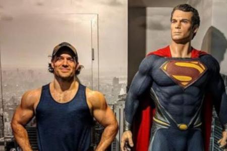 Henry Cavill findet mit Superman seine Motivation zum Sport Henry Cavill findet mit Superman seine Motivation zum Sport