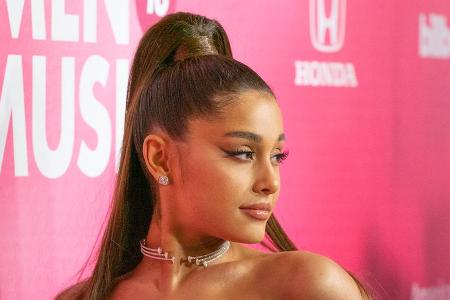 Ariana Grande kann die Vorwürfe nicht auf sich sitzen lassen Ariana Grande kann die Vorwürfe nicht auf sich sitzen lassen