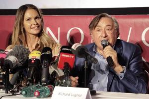 Wiener Opernball: Harmonie bei Richard Lugner und Elle Macpherson