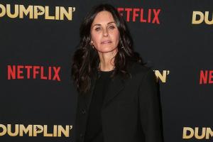 So erlebte Courteney Cox die Notlandung mit Jennifer Aniston
