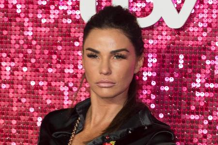 Katie Price ist offiziell wieder solo Katie Price ist offiziell wieder solo