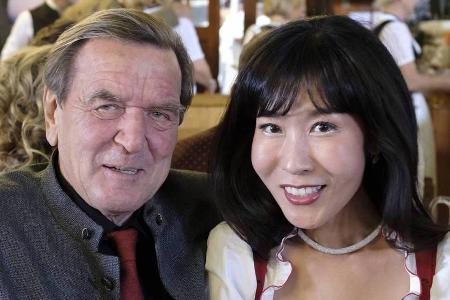 Zuletzt besuchten Gerhard Schröder und Soyeon Kim gemeinsam das Oktoberfest 2018