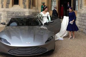 Das Brautpaar brauste im echten "James Bond"-Auto davon
