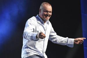 Es ist so weit! Entertainer Stefan Raab kehrt auf die Bühne zurück