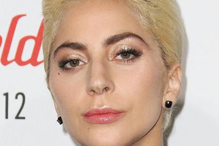 Lady Gagas Fans haben bei ihrer Unterstützung zu unfairen Mitteln gegriffen Lady Gagas Fans haben bei ihrer Unterstützung zu unfairen Mitteln gegriffen