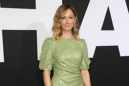 Judy Greer betonte ihre Vorzüge mit diesem mintgrünen Kleid Judy Greer betonte ihre Vorzüge mit diesem mintgrünen Kleid