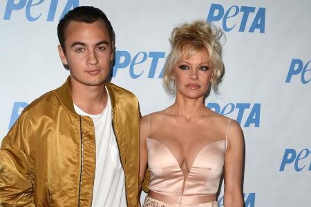 Pamela Anderson mit ihrem Sohn Brandon Lee