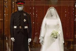 Meghan und Harry führen selbst durch ihre Hochzeitsausstellung