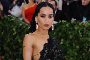 Zoë Kravitz: Nackte Hommage an Mama Lisa Bonet