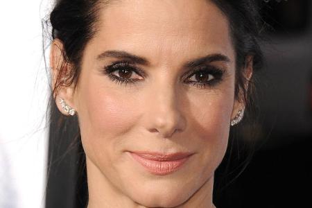 Sandra Bullock hilft den tierischen Opfern der Brände in Kalifornien Sandra Bullock hilft den tierischen Opfern der Brände in Kalifornien