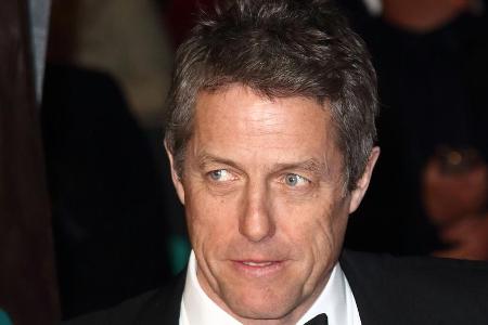 Hugh Grant hat ein stressiges Leben als fünffacher Vater Hugh Grant hat ein stressiges Leben als fünffacher Vater