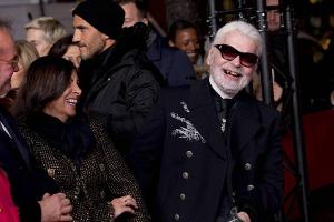 Unperfekter Auftritt: Wo sind Karl Lagerfelds Zähne hin?