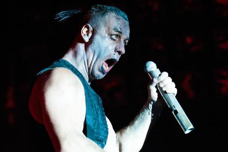 Till Lindemann bei einem Rammstein-Konzert in Moskau