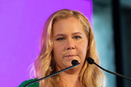 Amy Schumer liegt derzeit im Krankenhaus