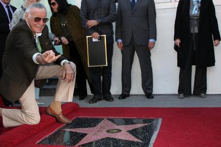 Stan Lee bei der Enthüllung seines Sterns auf dem Hollywood Walk of Fame