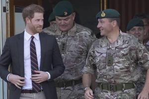 Prinz Harry: Erster Marine-Besuch als Captain General