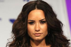 Demi Lovato: Ihre Mutter packt über die Überdosis aus