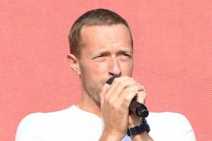 Global Citizen Festival: Chris Martin muss panische Fans beruhigen