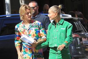 Hailey Baldwin: Auf Kritik gibt sie nichts