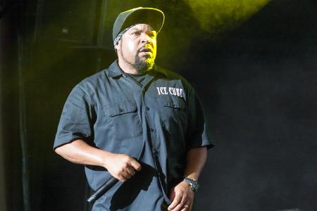 Ice Cube während eines Konzerts in Atlanta Ice Cube während eines Konzerts in Atlanta