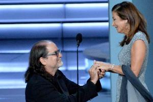 Heiratsantrag bei den Emmys: Glenn Weiss stiehlt allen die Show