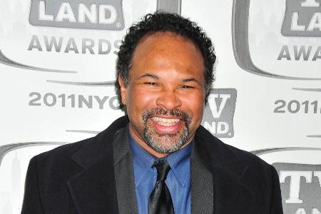 Geoffrey Owens verdient sich an der Supermarktkasse etwas dazu Geoffrey Owens verdient sich an der Supermarktkasse etwas dazu