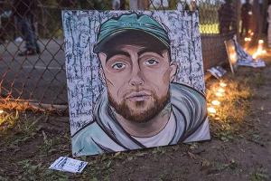 Berührende Mahnwache: Fans trauern gemeinsam um Mac Miller