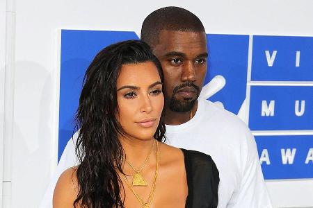 Kim Kardashian und Kanye West haben sich noch nicht für ein weiteres Baby entschieden