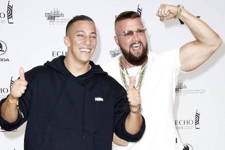 Sieht eigentlich aus, als hätten Farid Bang (l.) und Kollegah eine ganz gute Zeit gehabt beim Echo Sieht eigentlich aus, als hätten Farid Bang (l.) und Kollegah eine ganz gute Zeit gehabt beim Echo