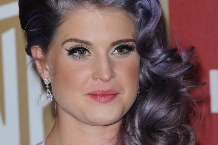Kelly Osbourne ist seit einem Jahr trocken Kelly Osbourne ist seit einem Jahr trocken