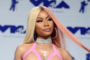 Nicki Minaj beschuldigt Travis Scotts Manager der Hetze