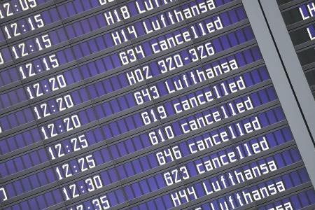Kein seltenes Bild an Airports: abgesagte oder verspätete Flüge