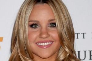 Amanda Bynes sichert sich Markenrechte für eine Modelinie