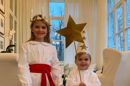 Estelle und ihr kleiner Bruder Oscar schicken weihnachtliche Grüße Estelle und ihr kleiner Bruder Oscar schicken weihnachtliche Grüße