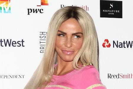 Katie Price fällt immer wieder durch Negativ-Schlagzeilen auf