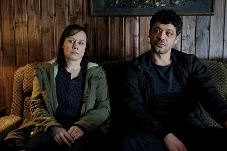 Die Kommissare Luka Weber (Carlo Ljubek) und Franziska Tobler (Eva Löbau) im Einsatz Die Kommissare Luka Weber (Carlo Ljubek) und Franziska Tobler (Eva Löbau) im Einsatz
