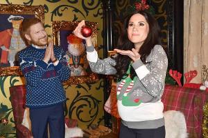 Richtig schräg: Meghan und Harry in Ugly Christmas Sweater