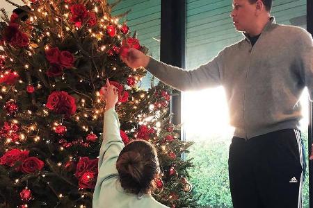 Jennifer Lopez und Alexander Rodriguez bringen weihnachtlichen Glanz in ihr Heim