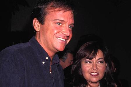 Tom Arnold mit Roseanne Barr während ihrer Ehe im Jahr 1992