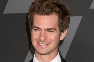 Andrew Garfield: Seinen ersten Kuss hatte er mit 30 Mädchen