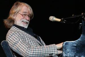 Heiserer Helge: Komiker Helge Schneider muss München-Konzert absagen